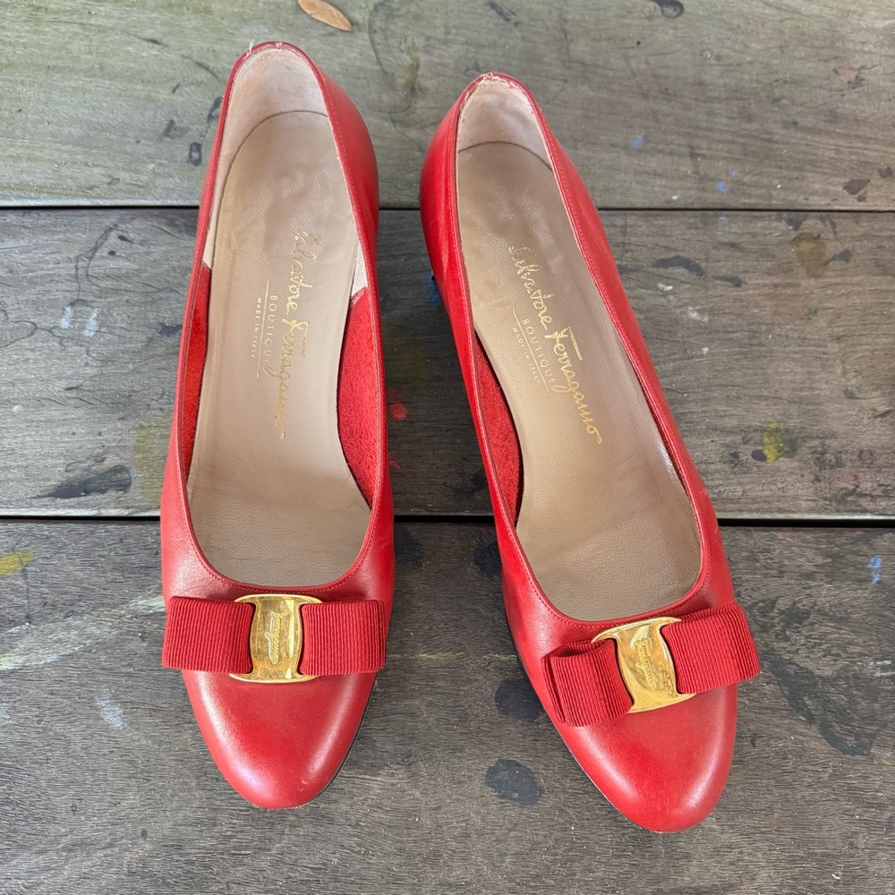 Salvatore Ferragamo Red Leather Flats with Bow